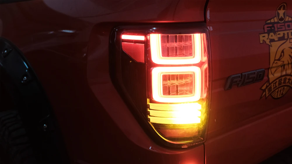 VLAND For 2009-2014 Ford F150 F-150 SVT Raptor Pickup Rear Tail Light Brake Lamps Elegant Black Frame Smoked Car Accessories