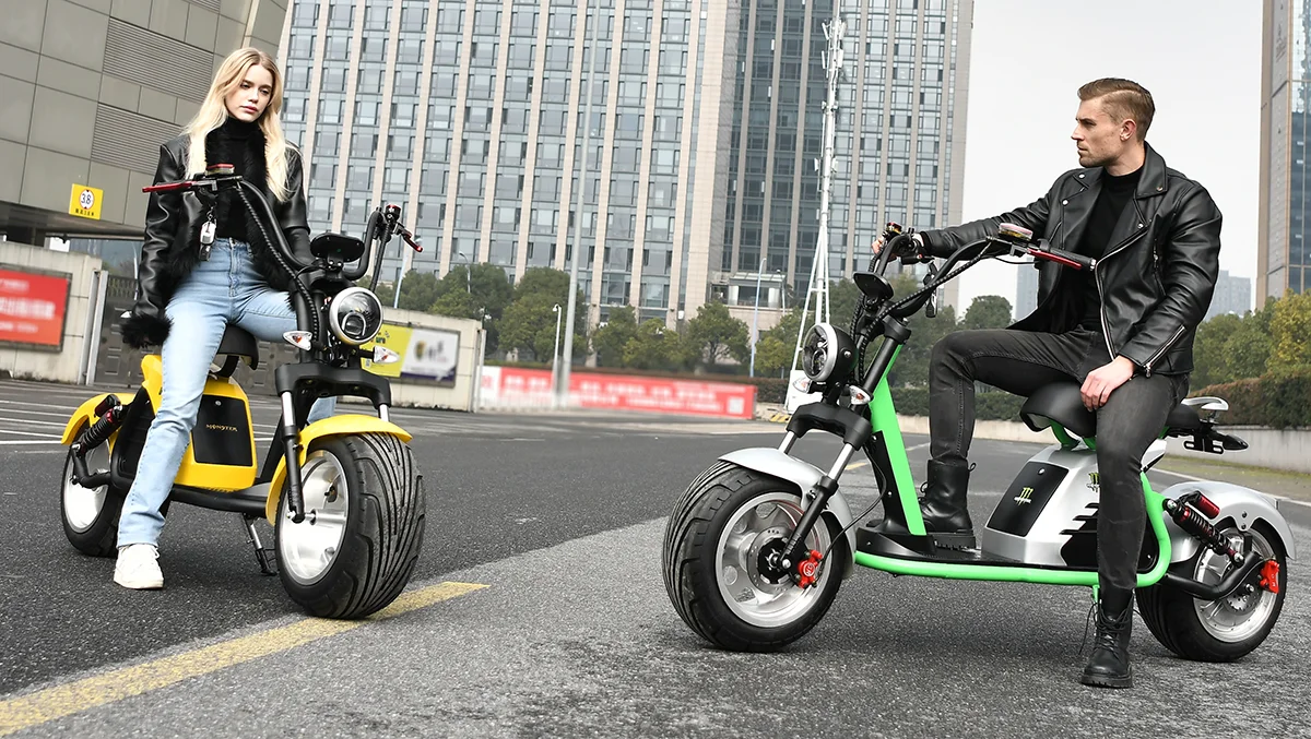 Adult Electric Motorcycle 3000W Motor Max Speed 70 KM/H 18 Inch Fat Tire 60V30AH Mileage 60-80KM 2 Wheel E Scooter