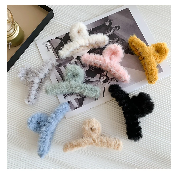 Fashion Hair Clips Female Hair Crabs Soft Girl Women Plush Hair Claws Hairgrips Elegant Headwear Woman Hair Accessories Ornament