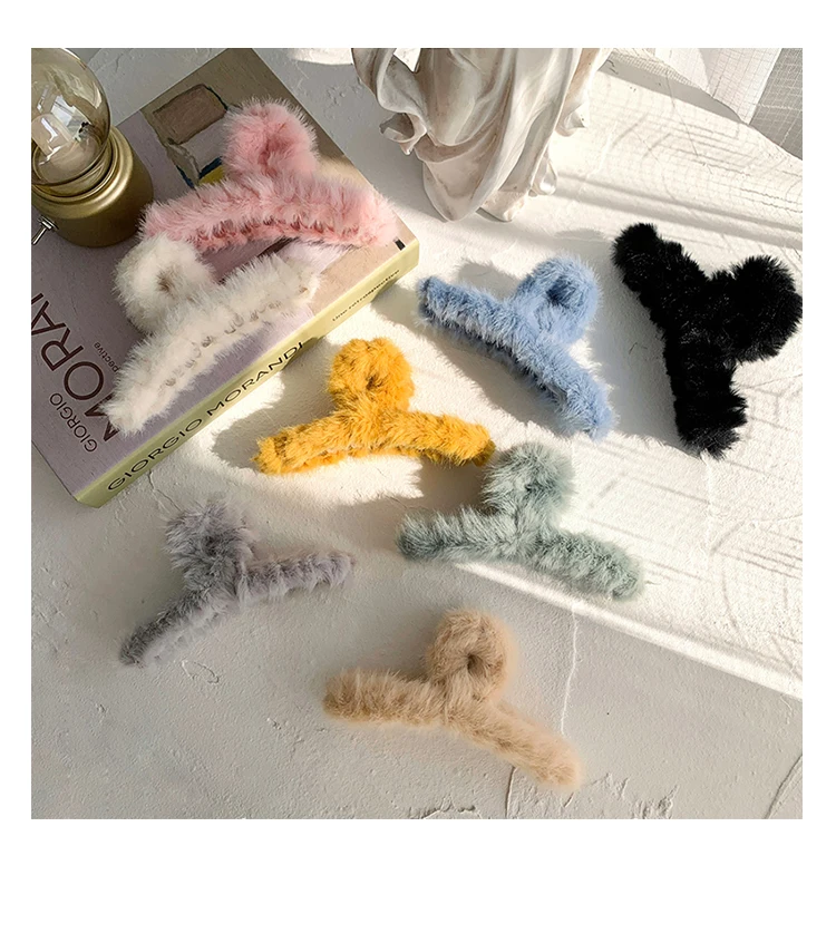 Fashion Hair Clips Female Hair Crabs Soft Girl Women Plush Hair Claws Hairgrips Elegant Headwear Woman Hair Accessories Ornament