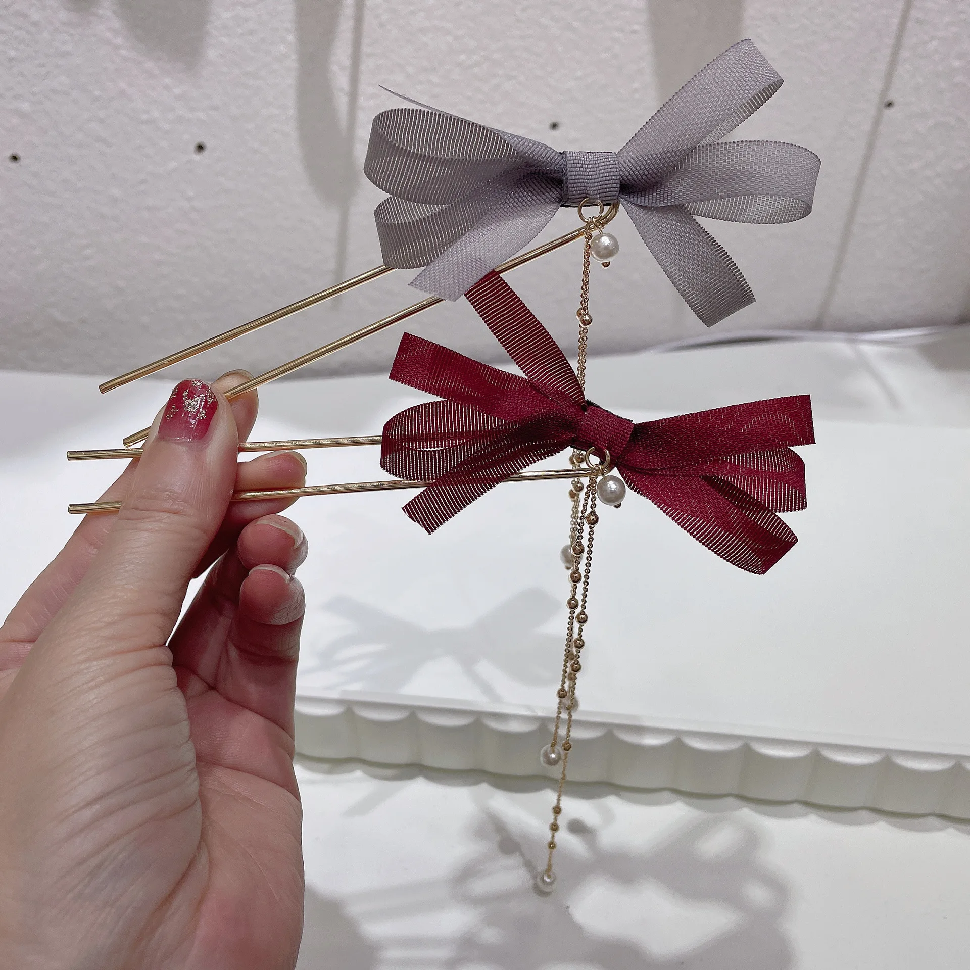 Fashion Metal Hair Sticks for Women Shell Hair Clip Minimalist U Shape Hair Bun Maker Headwear Tassel Pearl Pendant Hairpins