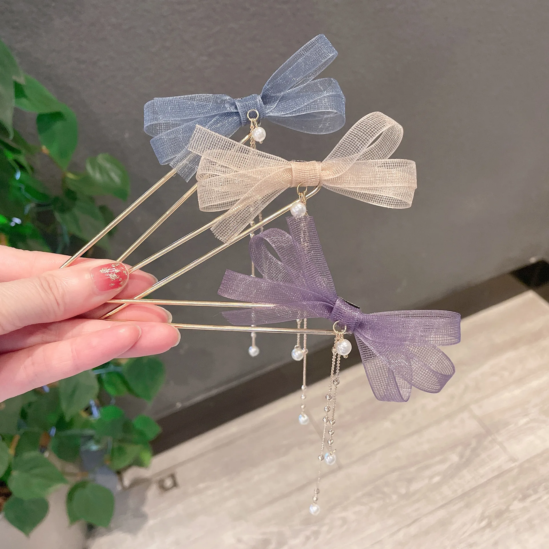 Fashion Metal Hair Sticks for Women Shell Hair Clip Minimalist U Shape Hair Bun Maker Headwear Tassel Pearl Pendant Hairpins