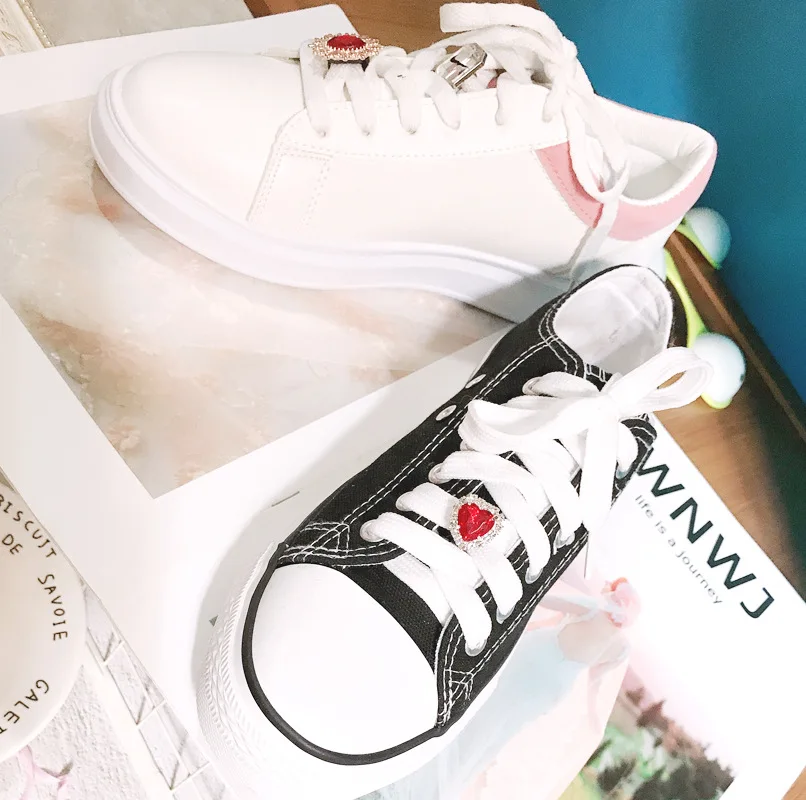 1PCS Shiny Rhinestones Buckle Shoelaces Decoration Shoes Accessories Pearl Love Shiny Rhinestones Kids Women shoe charms design