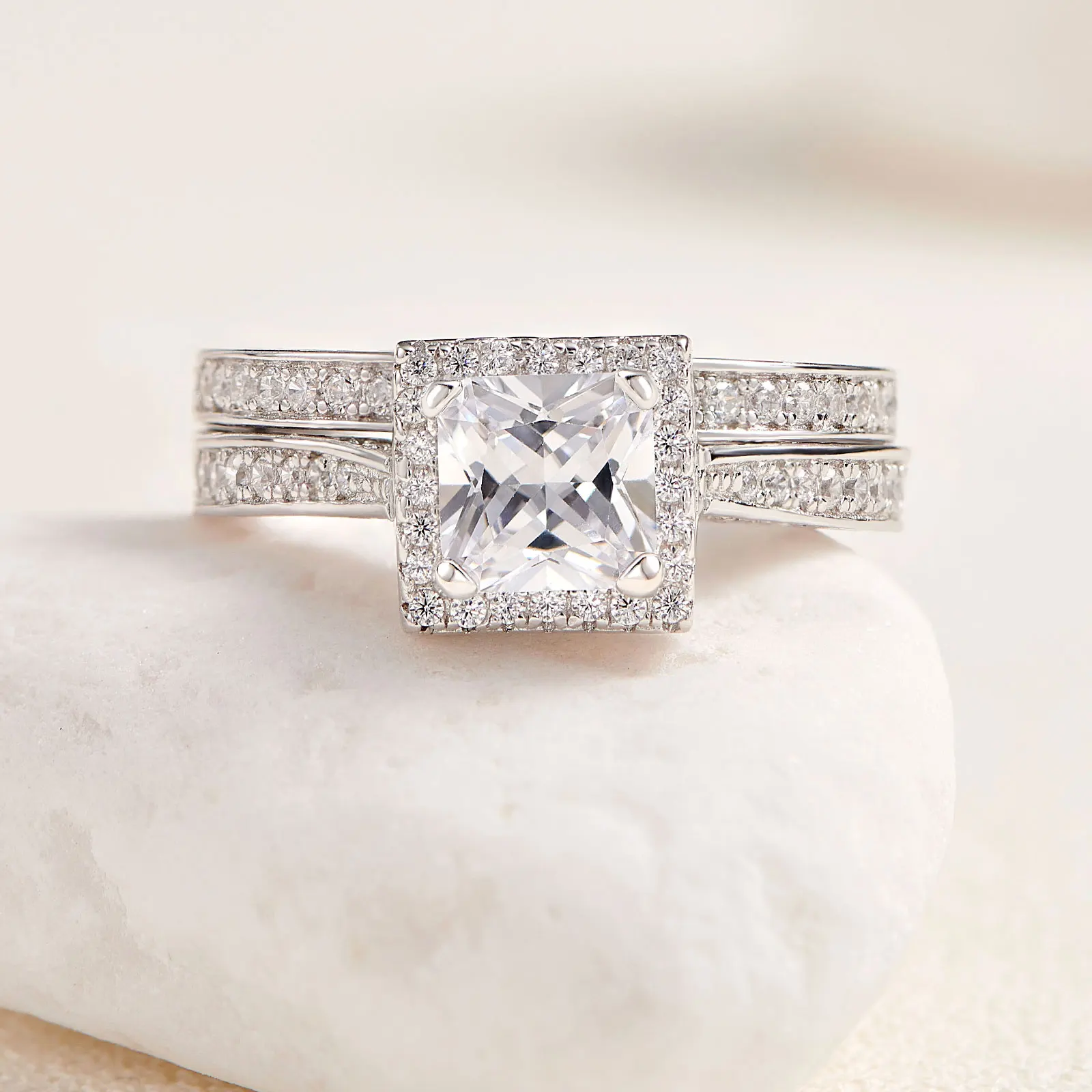 Newshe 2Pcs Genuine 925 Sterling Silver Moissanite /AAAAA Zircons Wedding Ring Set Halo Princess Cut Engagement Rings for Women
