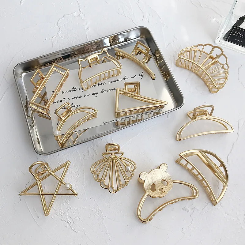 Fashion Women Girls Geometric Metal Hair Claw Clamps Hair Crab Moon Shape Hair Clip Claws Solid Color Hair Accessories Hairpin