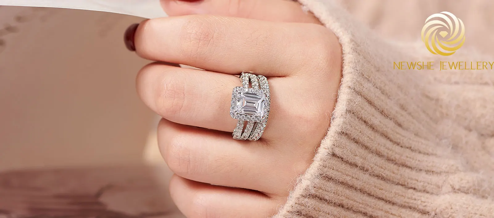 Newshe 925 Sterling Silver Vintage Emerald Cut AAAAA Cubic Zircon Wedding Engagement Rings for Women Bridal Set Fine Jewelry