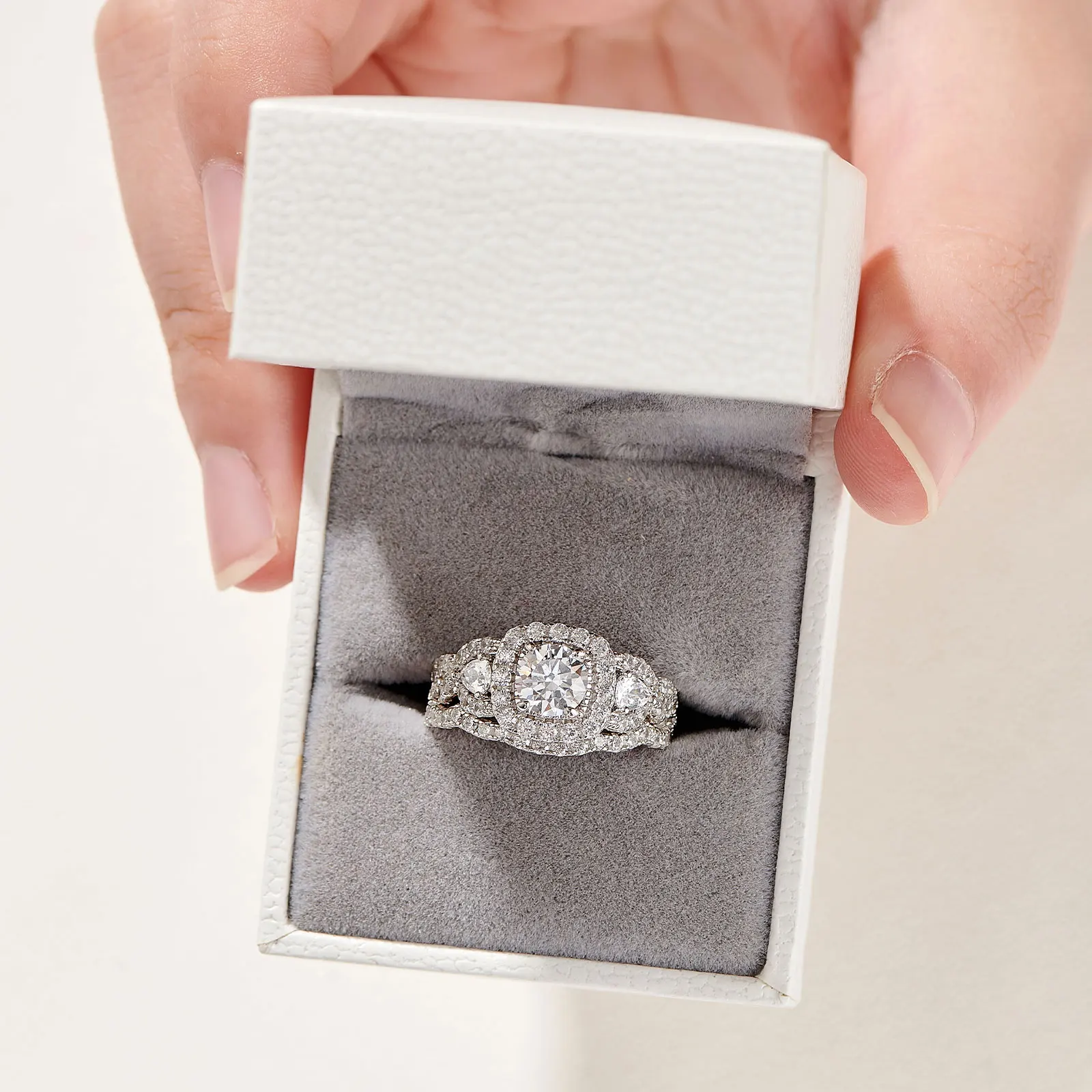 Newshe 2 Pcs Wedding Rings Set for Women 925 Sterling Silver 2.4Ct Round Pear White Cz Luxury Original Engagement Jewelry