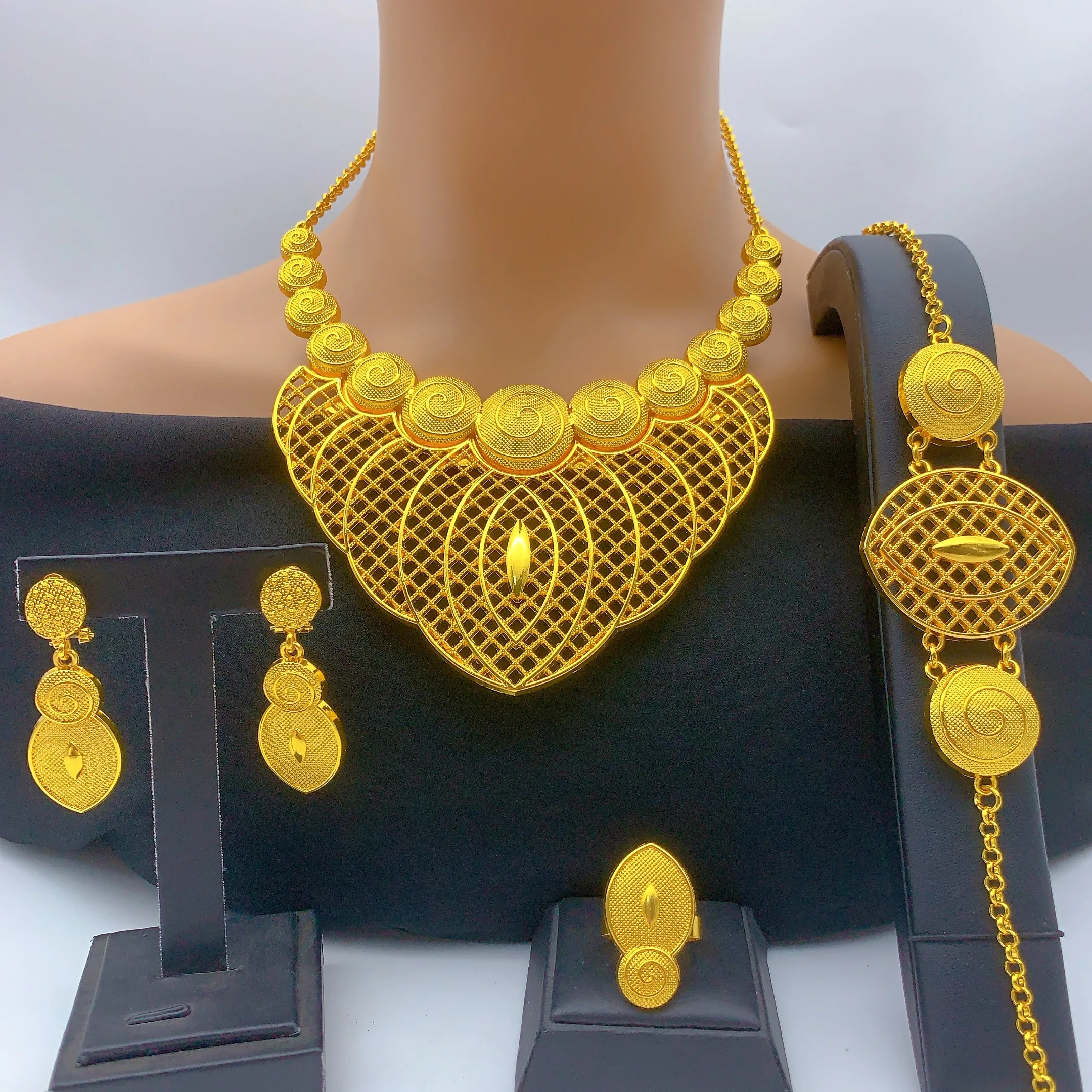 New Indian 24K Gold Color Big Necklace Set Nigerian Party Bridal Wedding Ethiopian Luxury Dubai Jewelry Wholesale Gifts