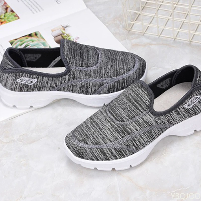 Large Size Autumn Fashion Breathable Casual Comfortable Women's Shoes Outdoor Lightweight Flat Bottom Women's Sports Shoes