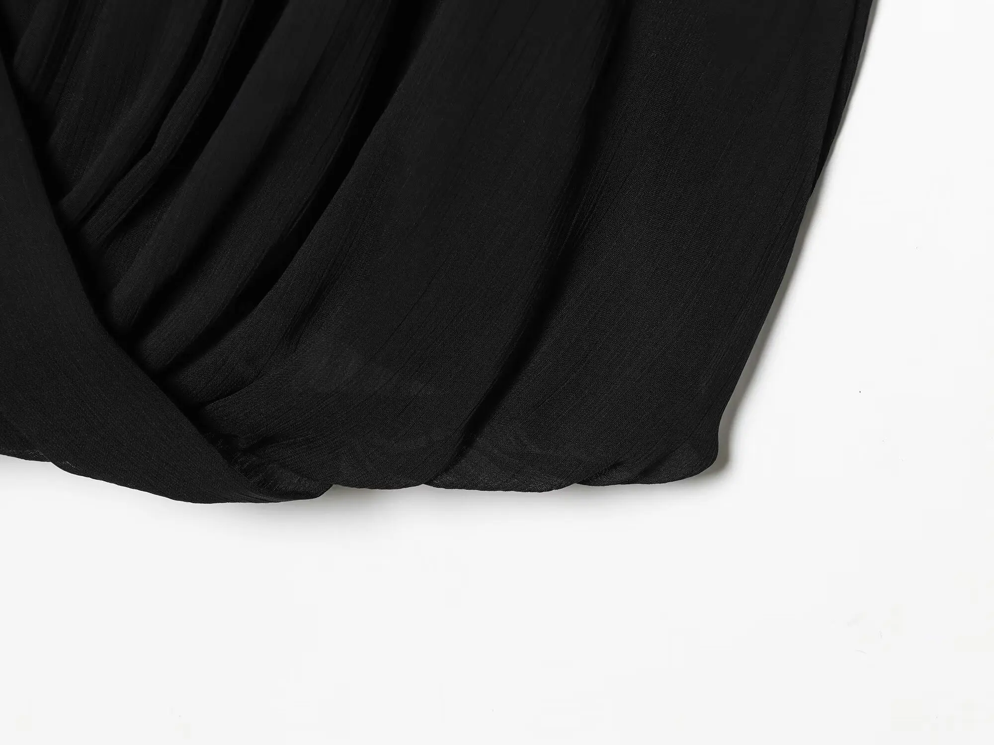 Women Black Draped Balloon Vest Tops Summer Female Turtleneck Sleeveless Tank Top Lady Chic Hight Street Crossover Puffed Tops