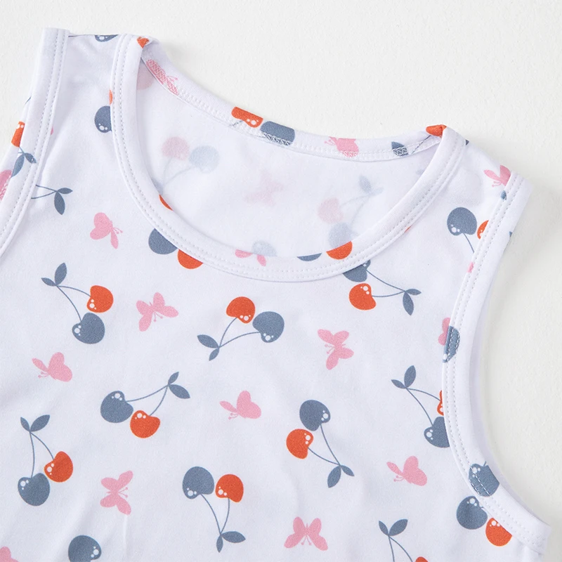 4-Piece Set of Girls' Four Season Comfortable Versatile Vest, Cute Printed Top, Children's Casual Sleeveless T-Shirt, Base Shirt