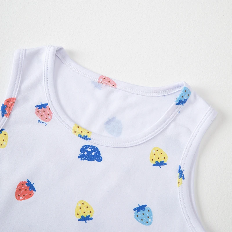 4-Piece Set of Girls' Four Season Comfortable Versatile Vest, Cute Printed Top, Children's Casual Sleeveless T-Shirt, Base Shirt