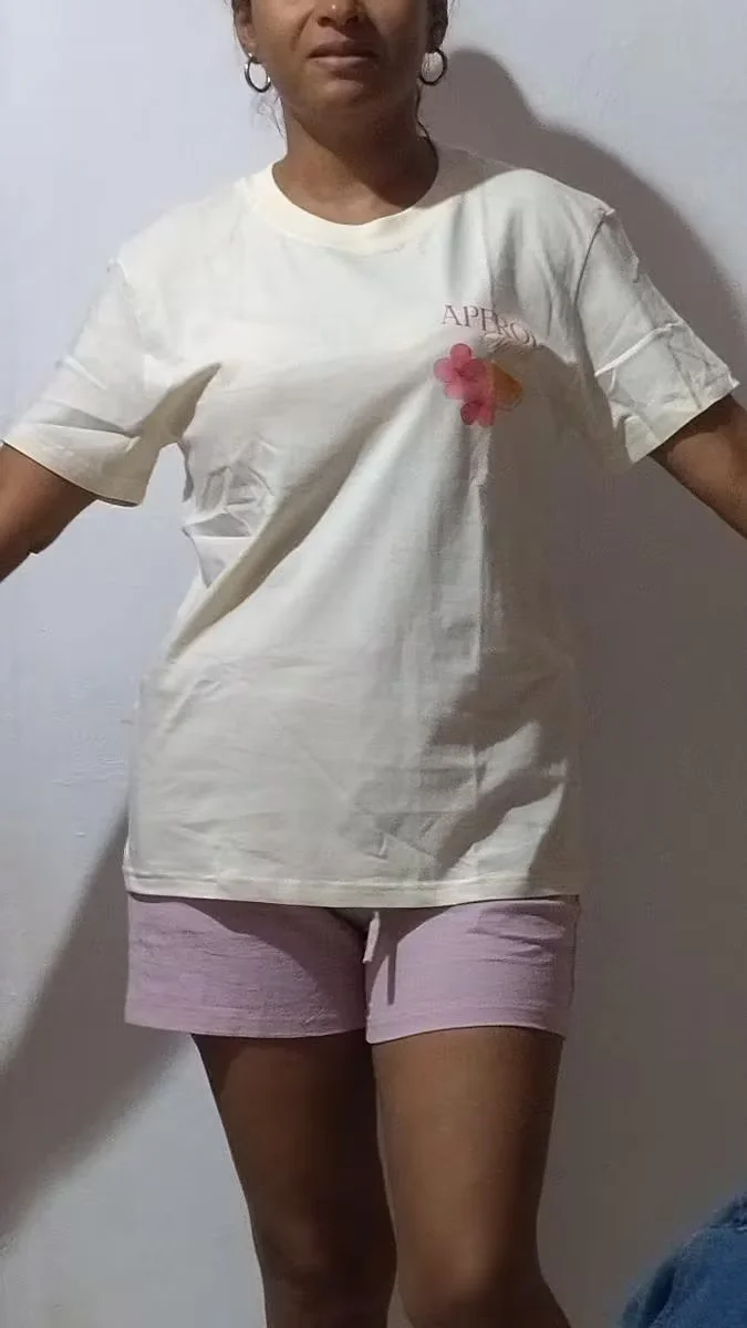 Women's Cotton T-shirt Summer Lady Casual Short Sleeve Heart-shaped Graphic Shirts Woman Daily Wear Basic Top Minimalist Tee