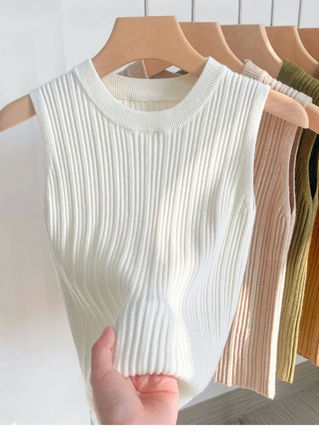 2026 Women Top Korea Knitted Vests O-neck Solid Tank Blusas Y2K Summer Fashion Female Sleeveless Casual Thin Tops