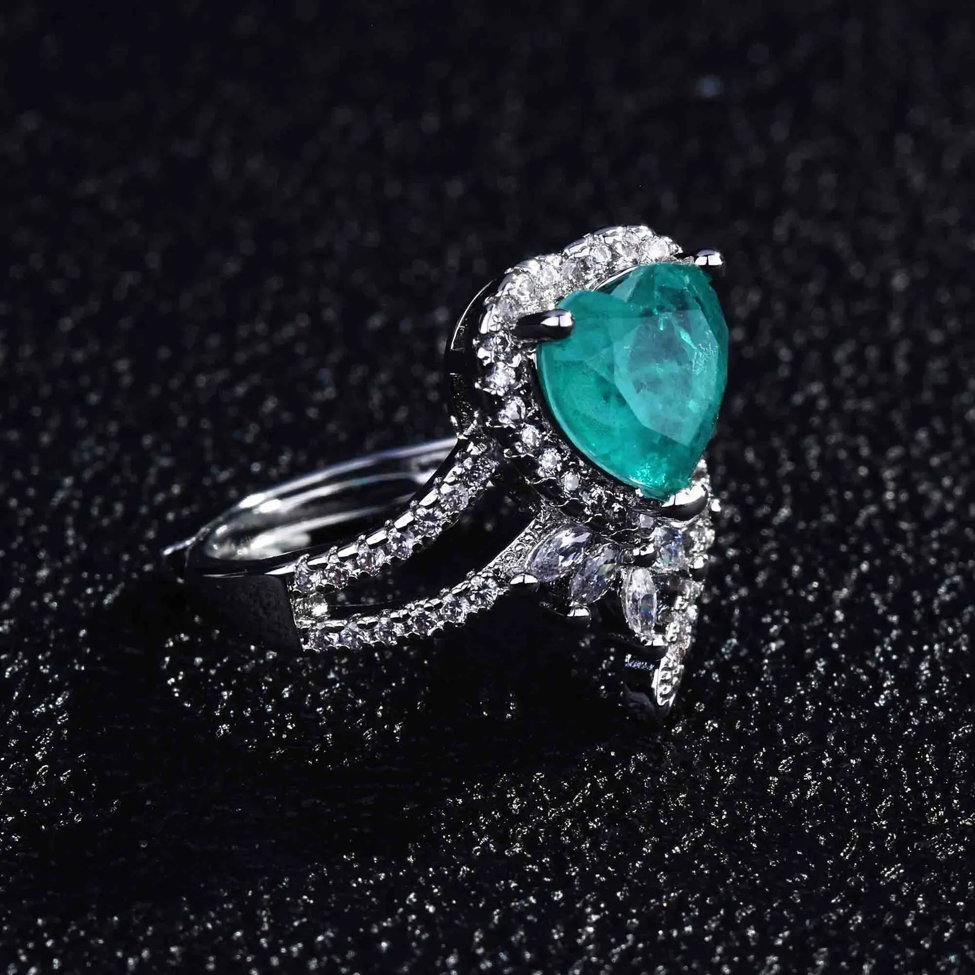 Luxurious Geometric-Shaped Paraiba Tourmaline Gemstone Ring for Ladies Micro-Set Diamond Silver Version Jewelry