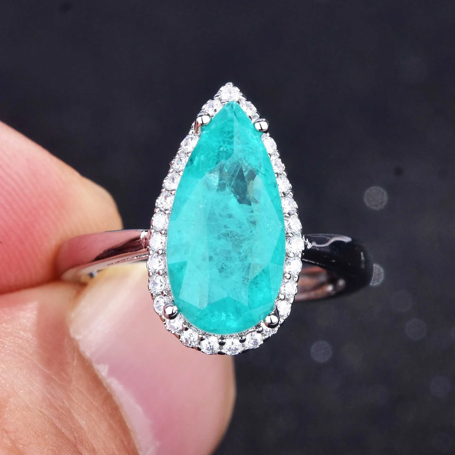 Luxurious Geometric-Shaped Paraiba Tourmaline Gemstone Ring for Ladies Micro-Set Diamond Silver Version Jewelry
