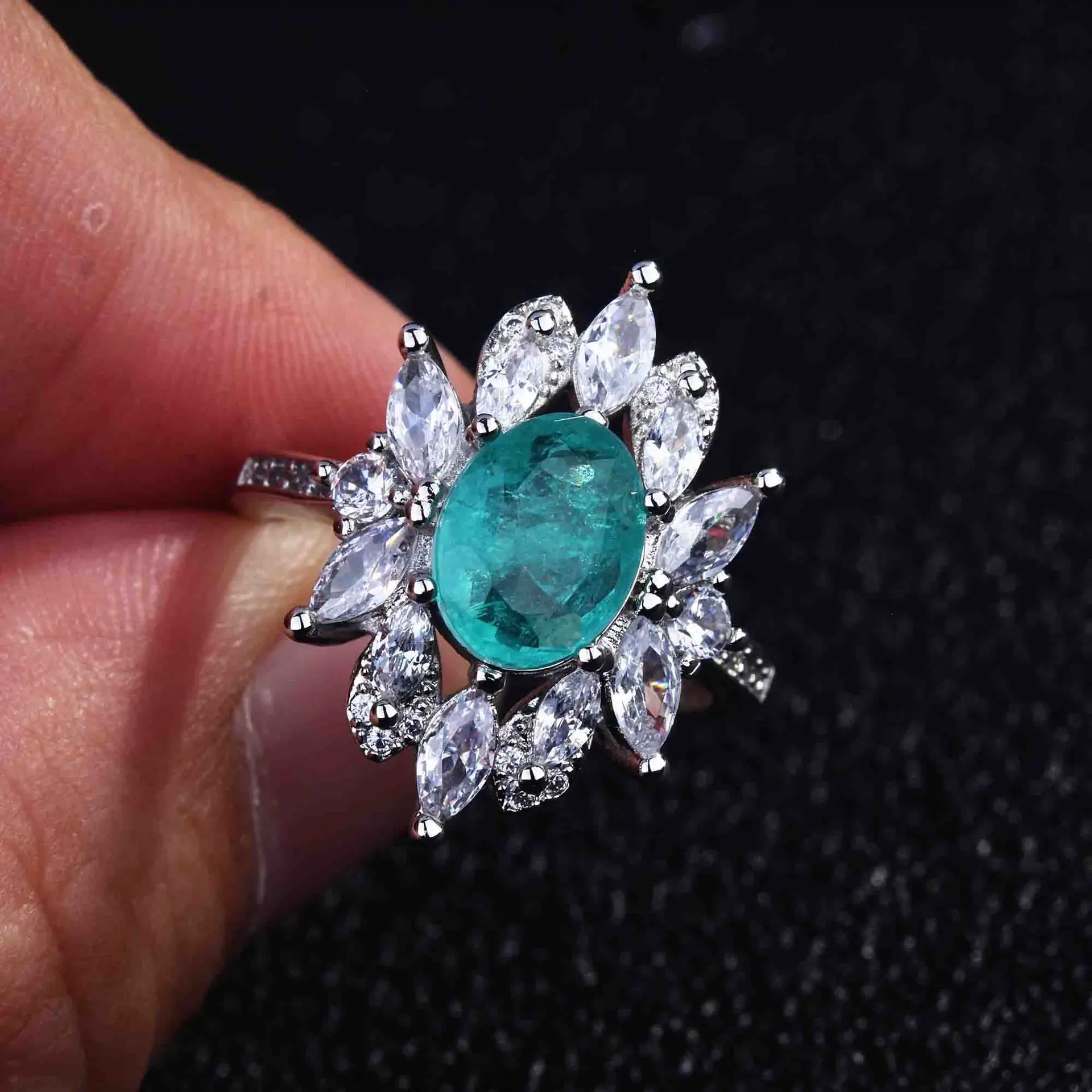 Luxurious Geometric-Shaped Paraiba Tourmaline Gemstone Ring for Ladies Micro-Set Diamond Silver Version Jewelry