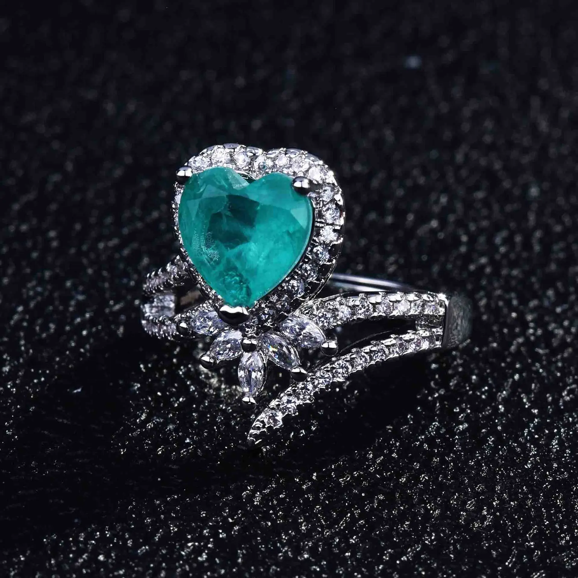 Luxurious Geometric-Shaped Paraiba Tourmaline Gemstone Ring for Ladies Micro-Set Diamond Silver Version Jewelry