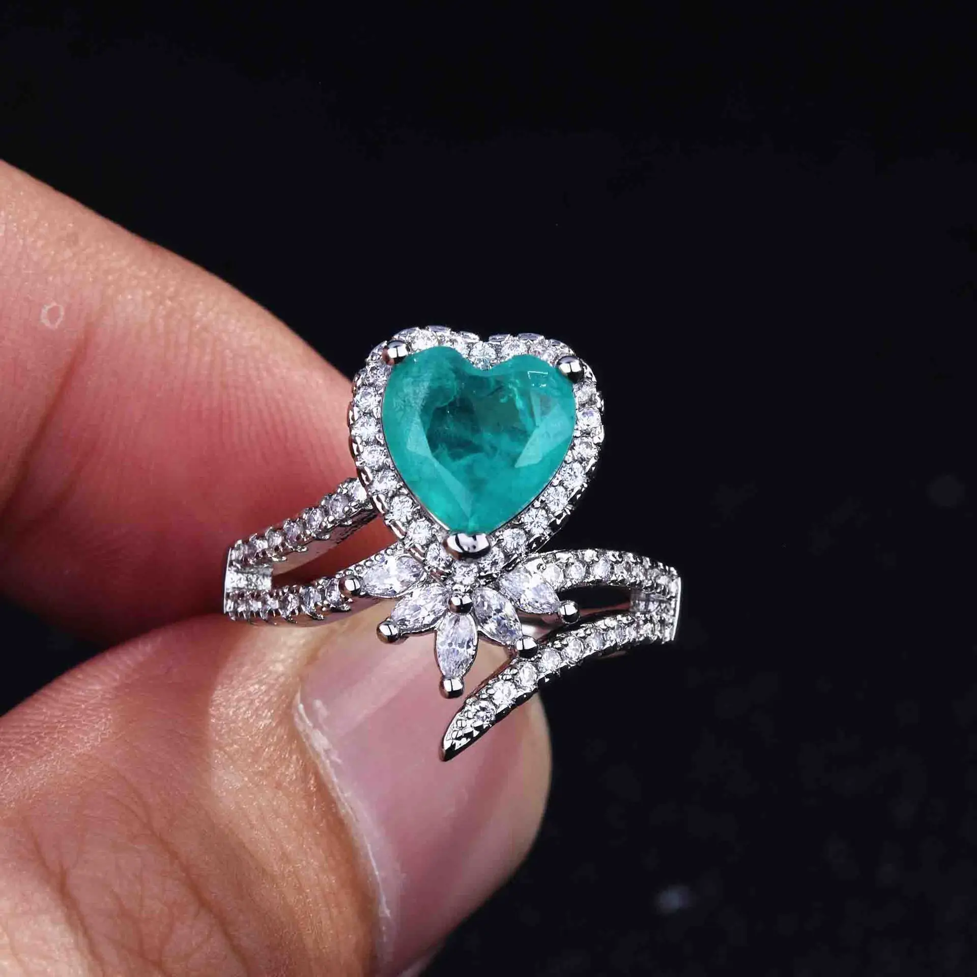 Luxurious Geometric-Shaped Paraiba Tourmaline Gemstone Ring for Ladies Micro-Set Diamond Silver Version Jewelry