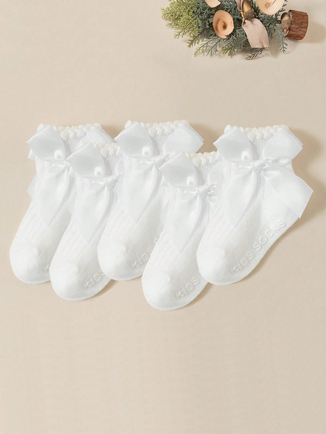 5 Pairs of Baby Girls' White Bubble-Edge Short Socks with Bowknot Decorations, Soft and Adorable Ankle Socks for Baby's Daily Wear