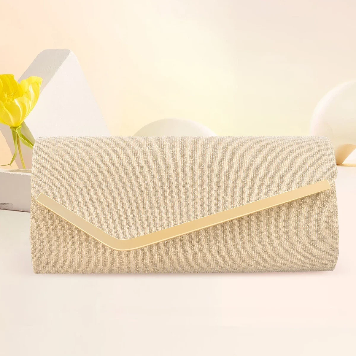 Fashionable Clutch Bag, New Versatile Makeup Bag for Women's Weddings, Round-bottomed Metal Flip Top Dinner Bag
