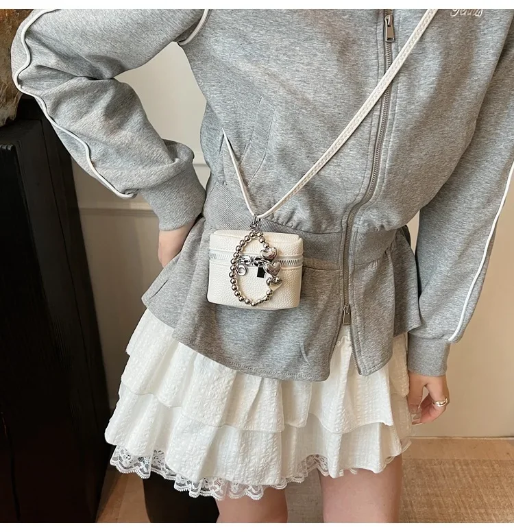 2026 NEW Ins Fashion Luxury Cute Love Fashion Joker Candy-colored Shoulder Portable Red Headphone Case Wrist Strap Mini Bag