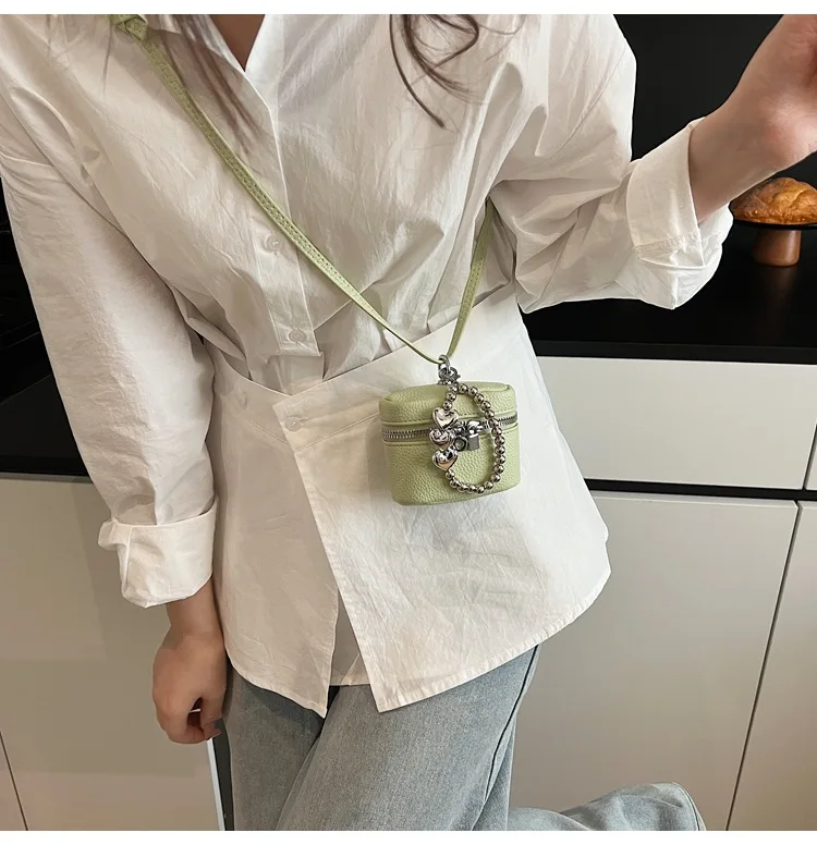 2026 NEW Ins Fashion Luxury Cute Love Fashion Joker Candy-colored Shoulder Portable Red Headphone Case Wrist Strap Mini Bag