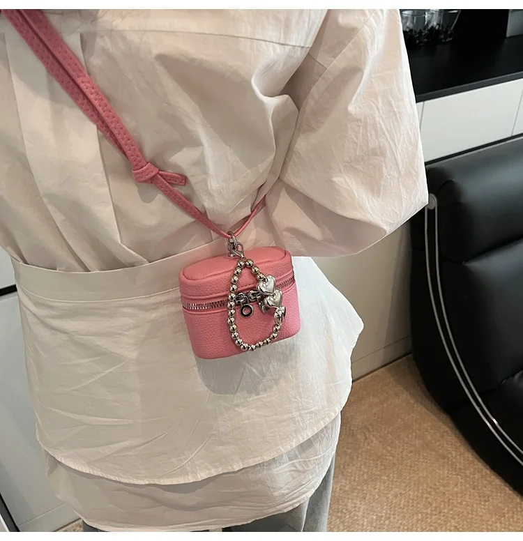 2026 NEW Ins Fashion Luxury Cute Love Fashion Joker Candy-colored Shoulder Portable Red Headphone Case Wrist Strap Mini Bag
