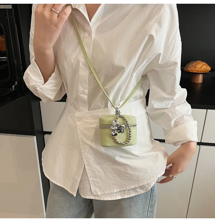 2026 NEW Ins Fashion Luxury Cute Love Fashion Joker Candy-colored Shoulder Portable Red Headphone Case Wrist Strap Mini Bag