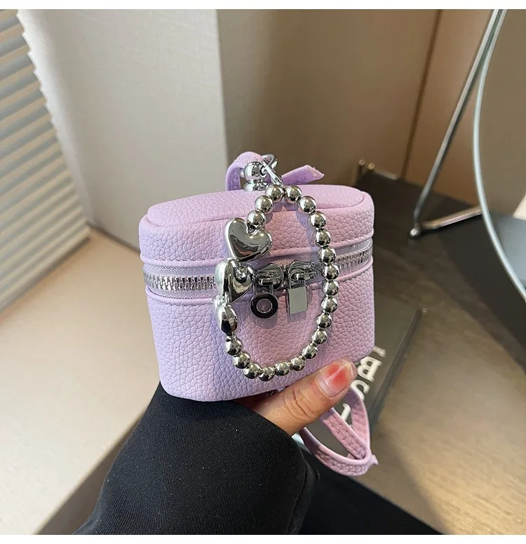 2026 NEW Ins Fashion Luxury Cute Love Fashion Joker Candy-colored Shoulder Portable Red Headphone Case Wrist Strap Mini Bag