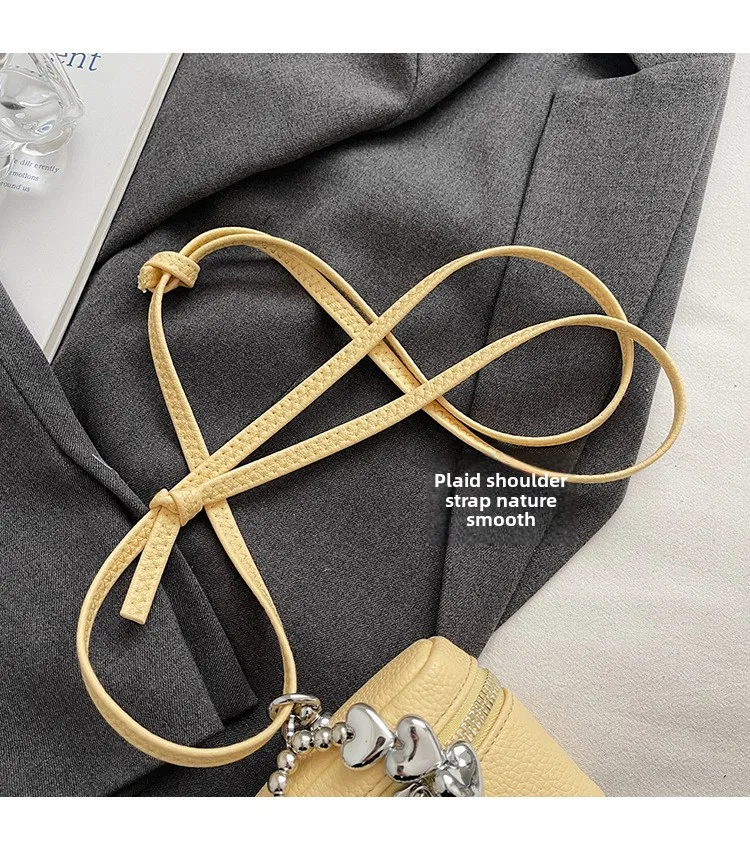 2026 NEW Ins Fashion Luxury Cute Love Fashion Joker Candy-colored Shoulder Portable Red Headphone Case Wrist Strap Mini Bag