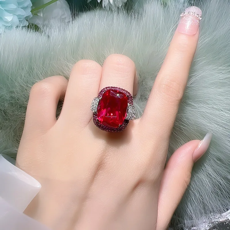 New Trend: Engraved High-Carbon Content Diamond Square Gemstone Ring, Women's Party Jewelry