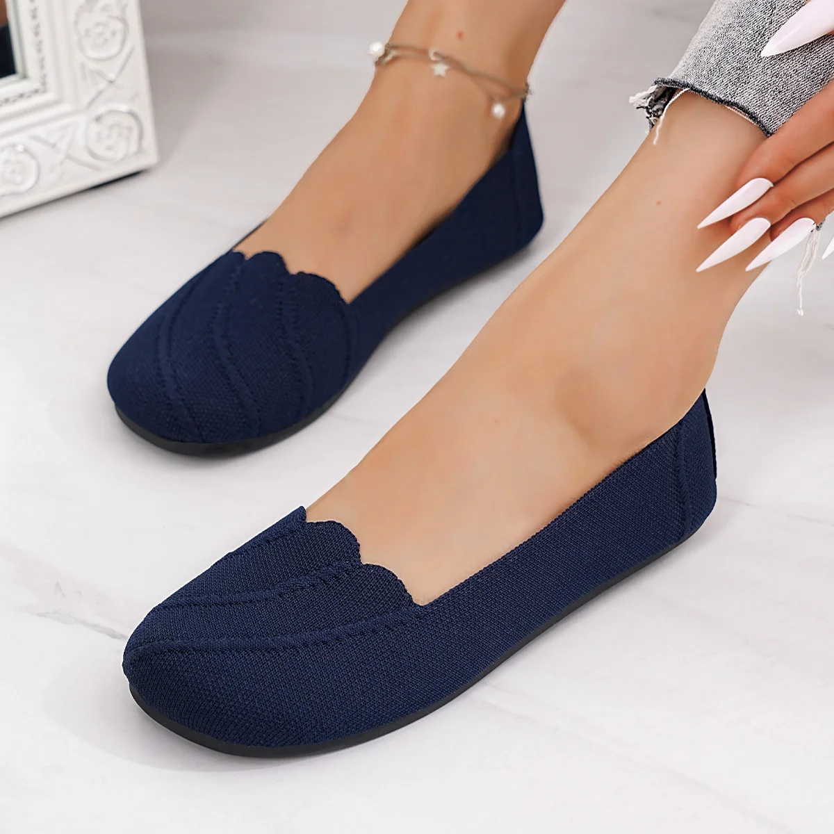 Women's Casual Flat Knitted Hollow Out Work Shoes Pure Color RoundToe Breathable Slip-On Shoes Comfortable Summer Shoes