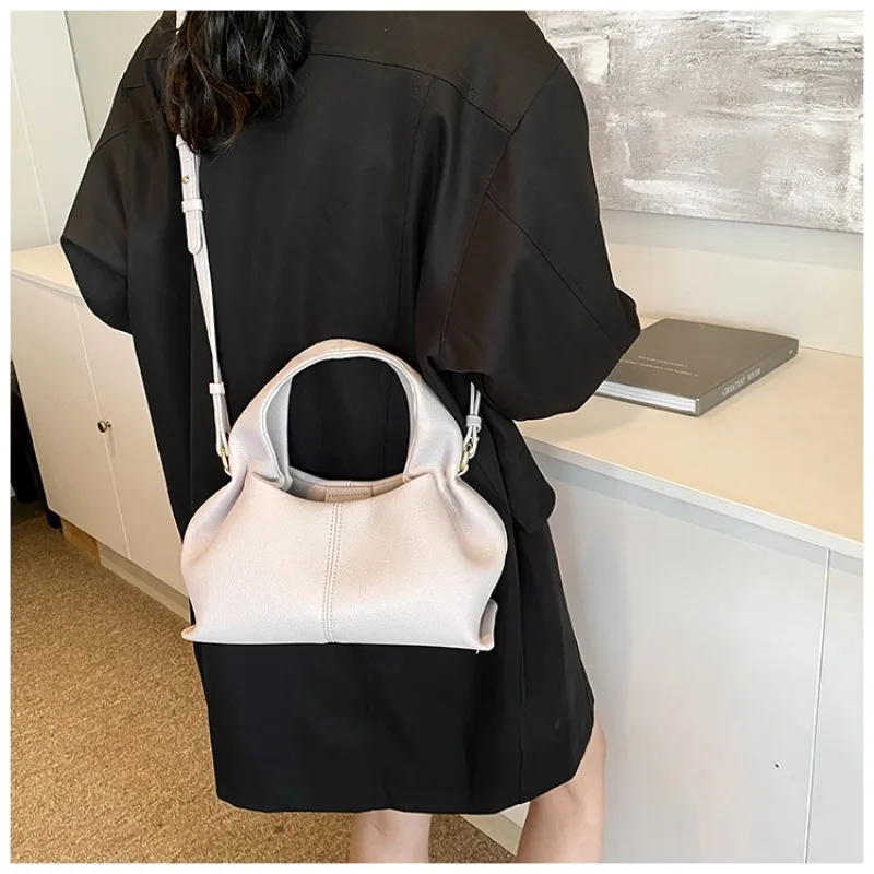 2026 New Unique Design Shoulder Crossbody Bag for Women Versatile High Quality Cloud Bag Dumpling Bag Handbag