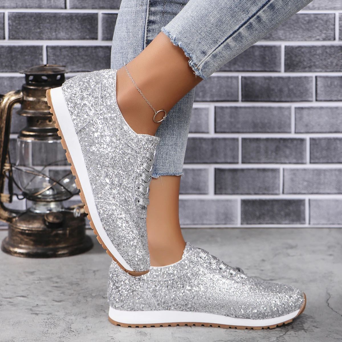 2026 New Lightweight Women's Glitter Sneakers Spring Autumn Lace Up Low Heel Sport Shoes Women Comfort Non Slip Walking Shoes