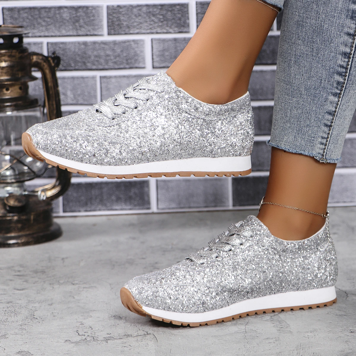 2026 New Lightweight Women's Glitter Sneakers Spring Autumn Lace Up Low Heel Sport Shoes Women Comfort Non Slip Walking Shoes