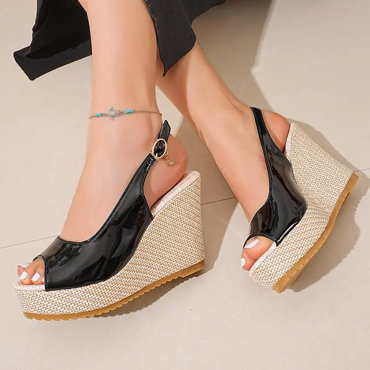 Summer New Fashionable Height-increasing and Wear-resistant Fish-mouth Patent Leather Sandals and Thick-soled Roman Sandals