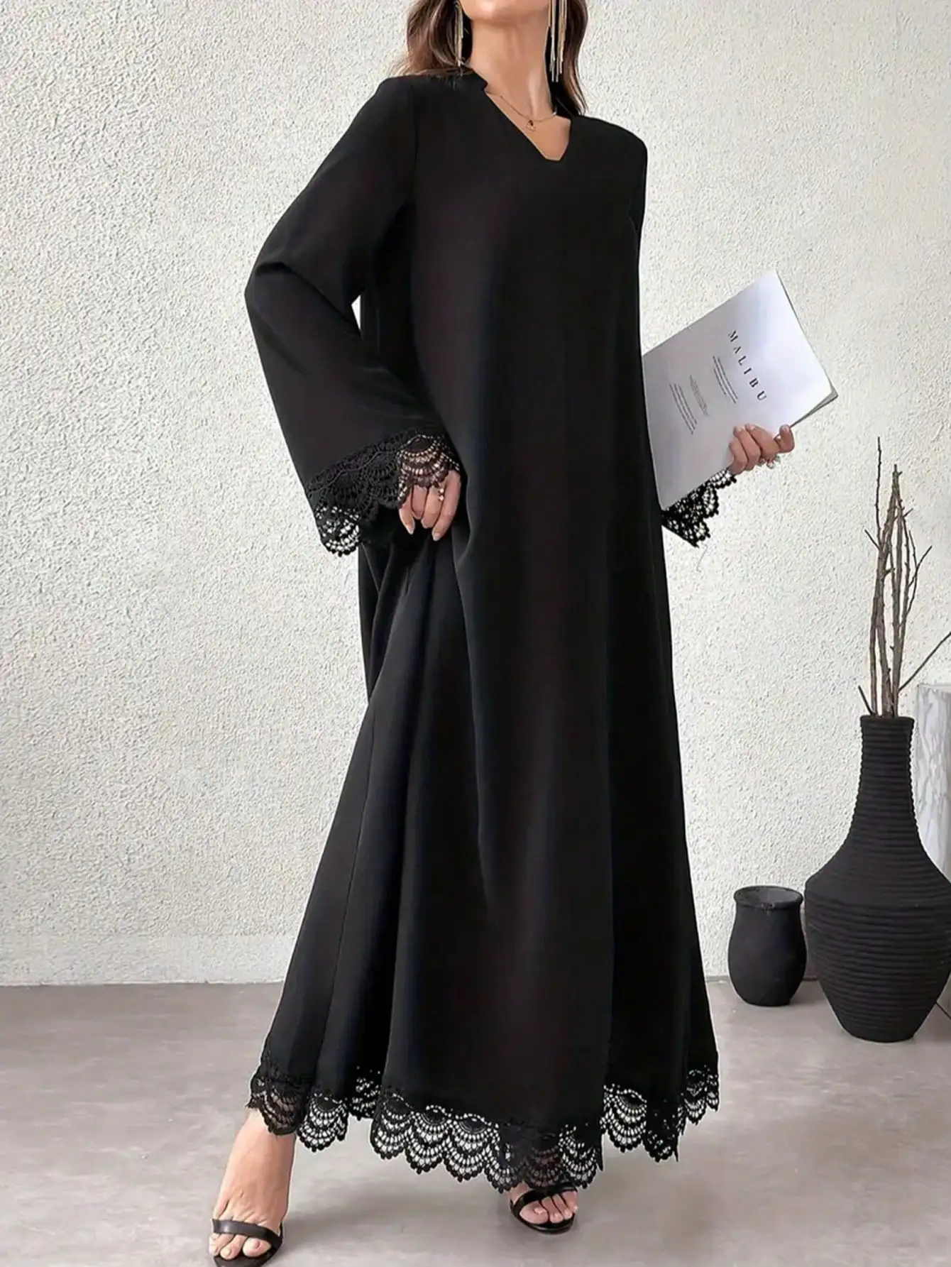 2026 casual and elegant style, V-neck solid color lace long sleeved lace dress long skirt, casual shopping, relaxing and resting