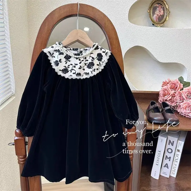 Girls' Hepburn-Style Dress, Spring and Autumn Vintage Velvet Dress for Little Girls, Children's Long-Sleeve Floral Dark-Colored Dress
