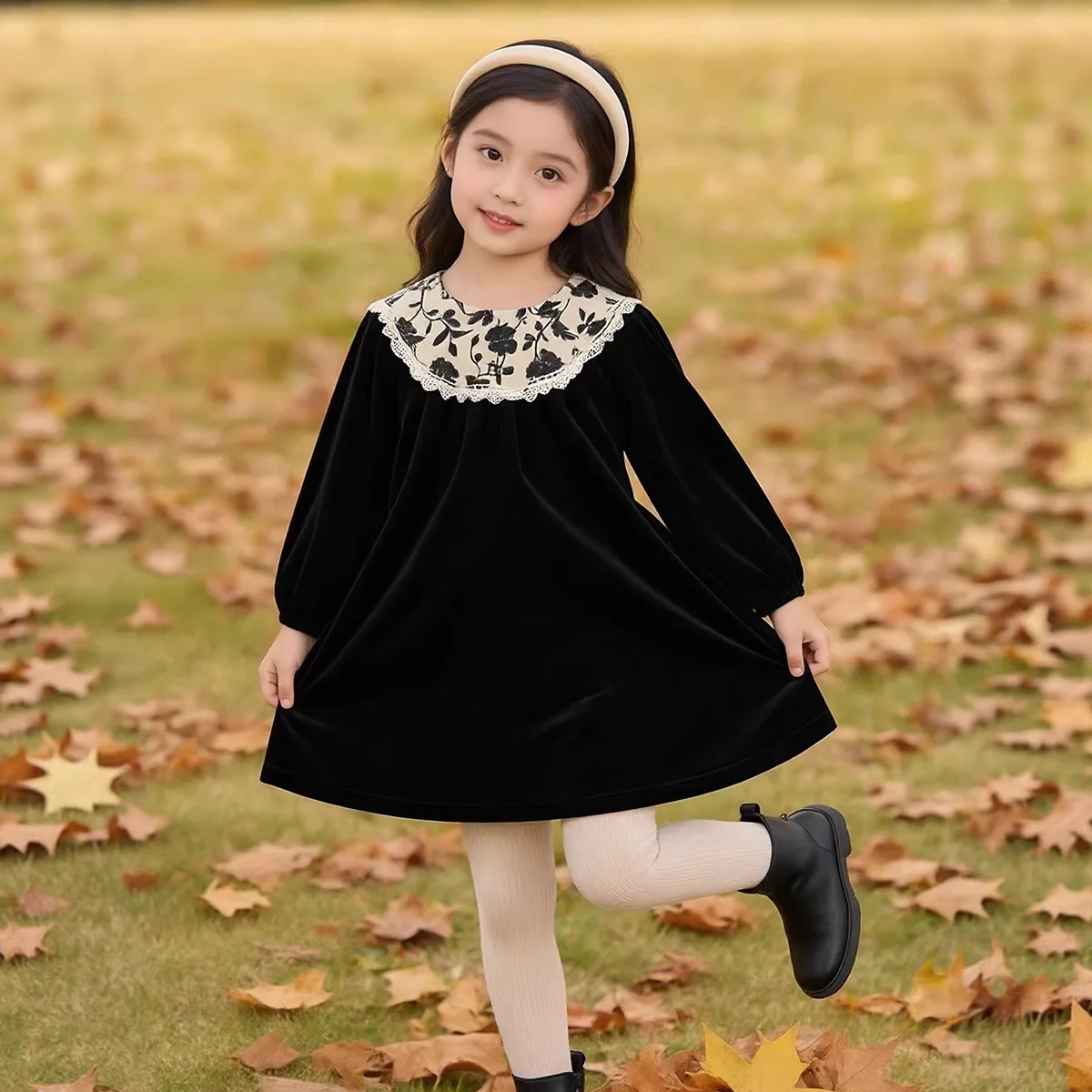 Girls' Hepburn-Style Dress, Spring and Autumn Vintage Velvet Dress for Little Girls, Children's Long-Sleeve Floral Dark-Colored Dress