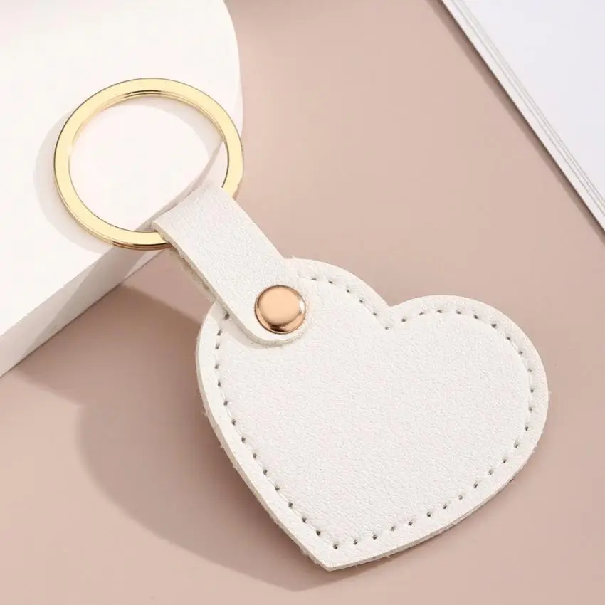 10-100Pcs Leather Heart Key Chain Fashion Leather Heart Shape Keychain Women Car Key Holder Key Ring Charm Bag Car Pendant Gift