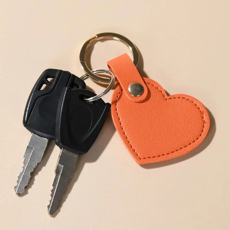 10-100Pcs Leather Heart Key Chain Fashion Leather Heart Shape Keychain Women Car Key Holder Key Ring Charm Bag Car Pendant Gift