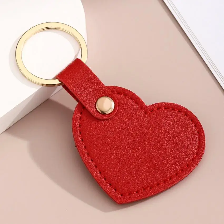 10-100Pcs Leather Heart Key Chain Fashion Leather Heart Shape Keychain Women Car Key Holder Key Ring Charm Bag Car Pendant Gift