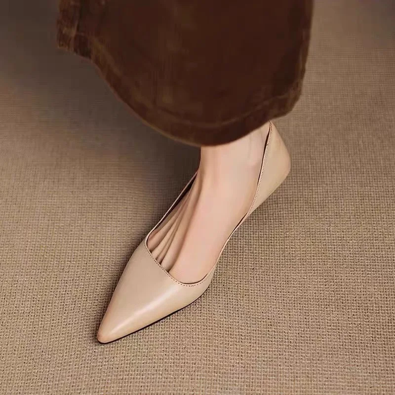 Petite French-style cats with commuting work shoes Spring and Autumn new popular pointed toe stiletto heels for women