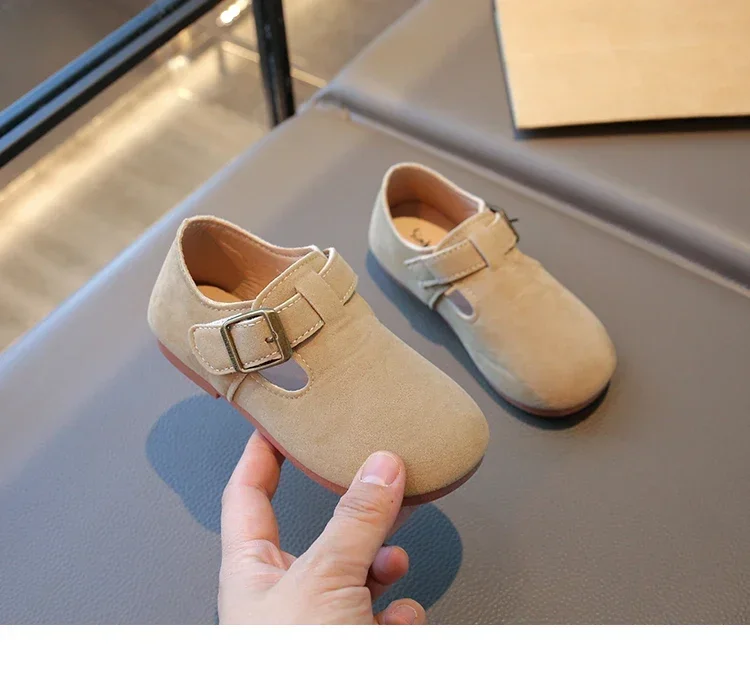2026 New Fashion Boys Girls Moccasins Hook&loop Non-slip Elegant Kids Flat Shoes Soft Sole Children Leather Shoes Retro Sweet
