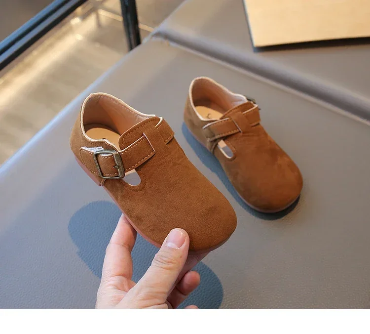 2026 New Fashion Boys Girls Moccasins Hook&loop Non-slip Elegant Kids Flat Shoes Soft Sole Children Leather Shoes Retro Sweet