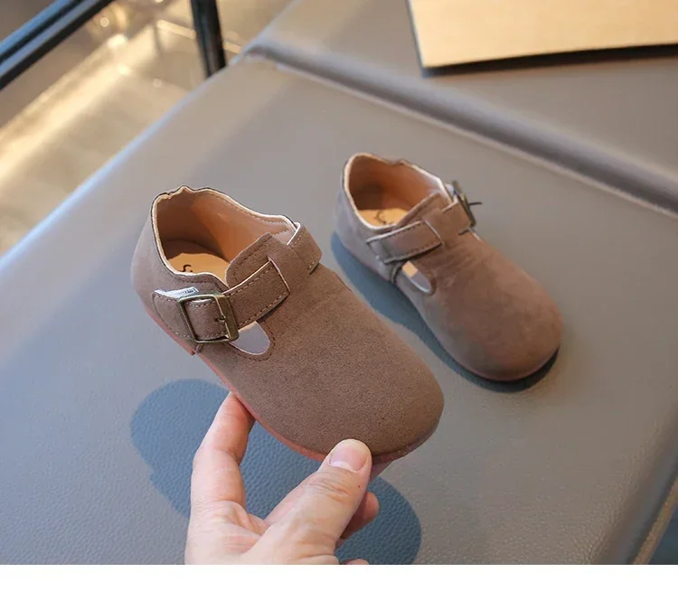 2026 New Fashion Boys Girls Moccasins Hook&loop Non-slip Elegant Kids Flat Shoes Soft Sole Children Leather Shoes Retro Sweet