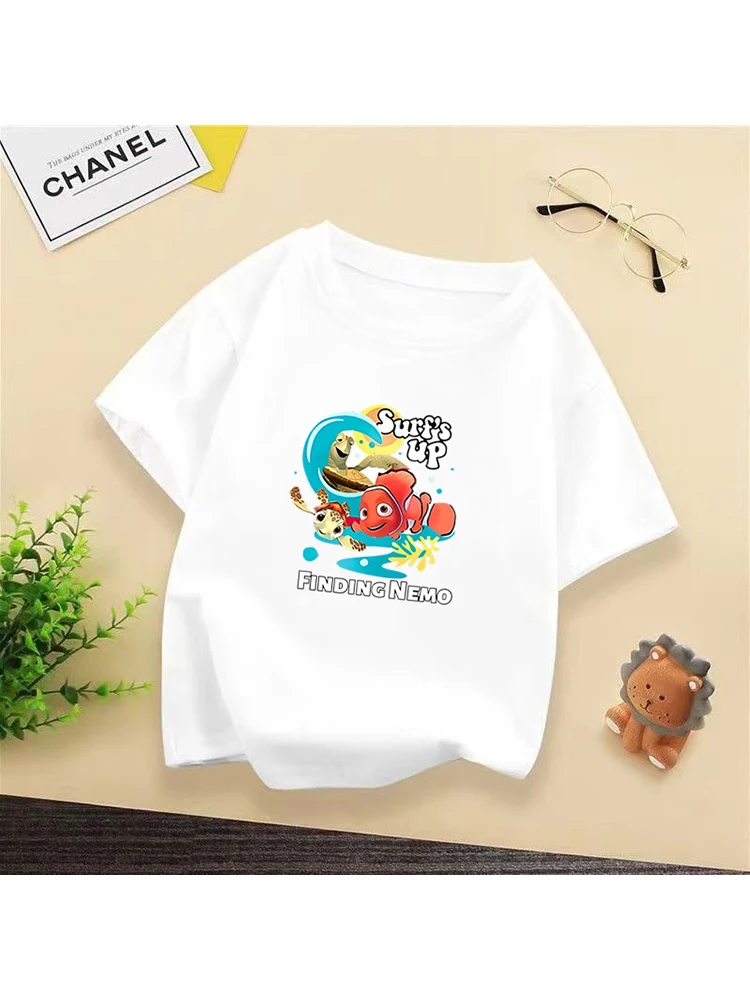 Nemo's Surf Time! Finding Nemo Cute Marine Life Print Kids' T-Shirt – Bursting with Lively Energy!tk0008
