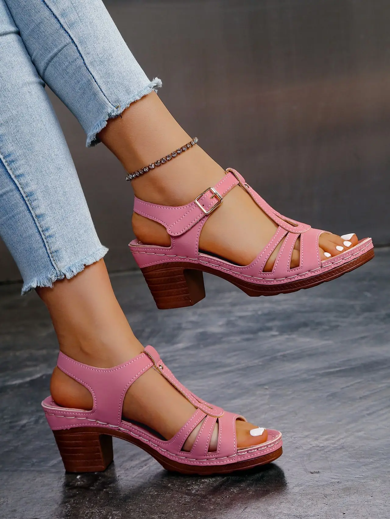 Plus Size 43 Sandals for Women Summer Fashion and Lightweight Peep Toe Hihg Heels Woman Ankle Strap Casual Gladiator Sandals