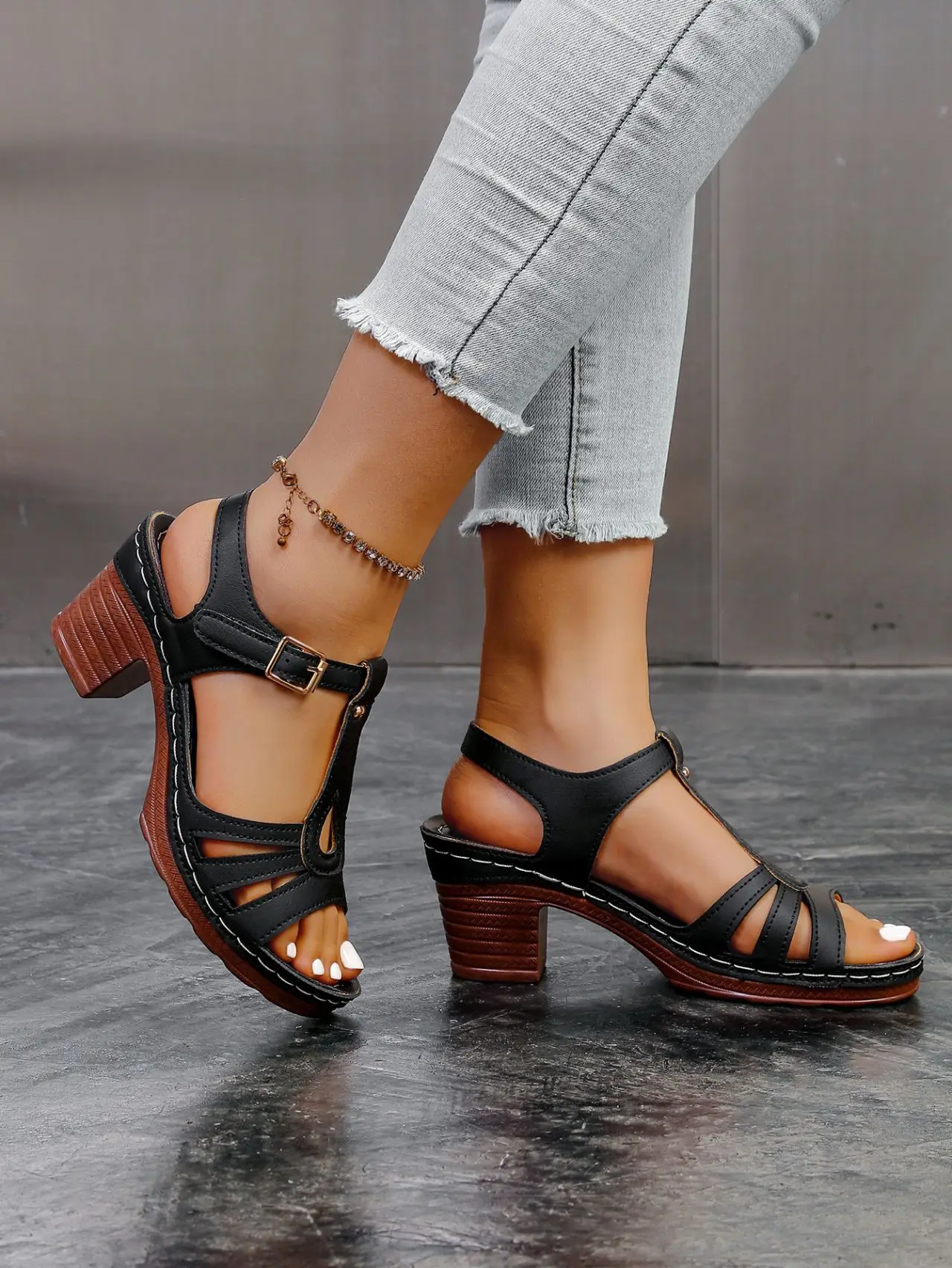 Plus Size 43 Sandals for Women Summer Fashion and Lightweight Peep Toe Hihg Heels Woman Ankle Strap Casual Gladiator Sandals